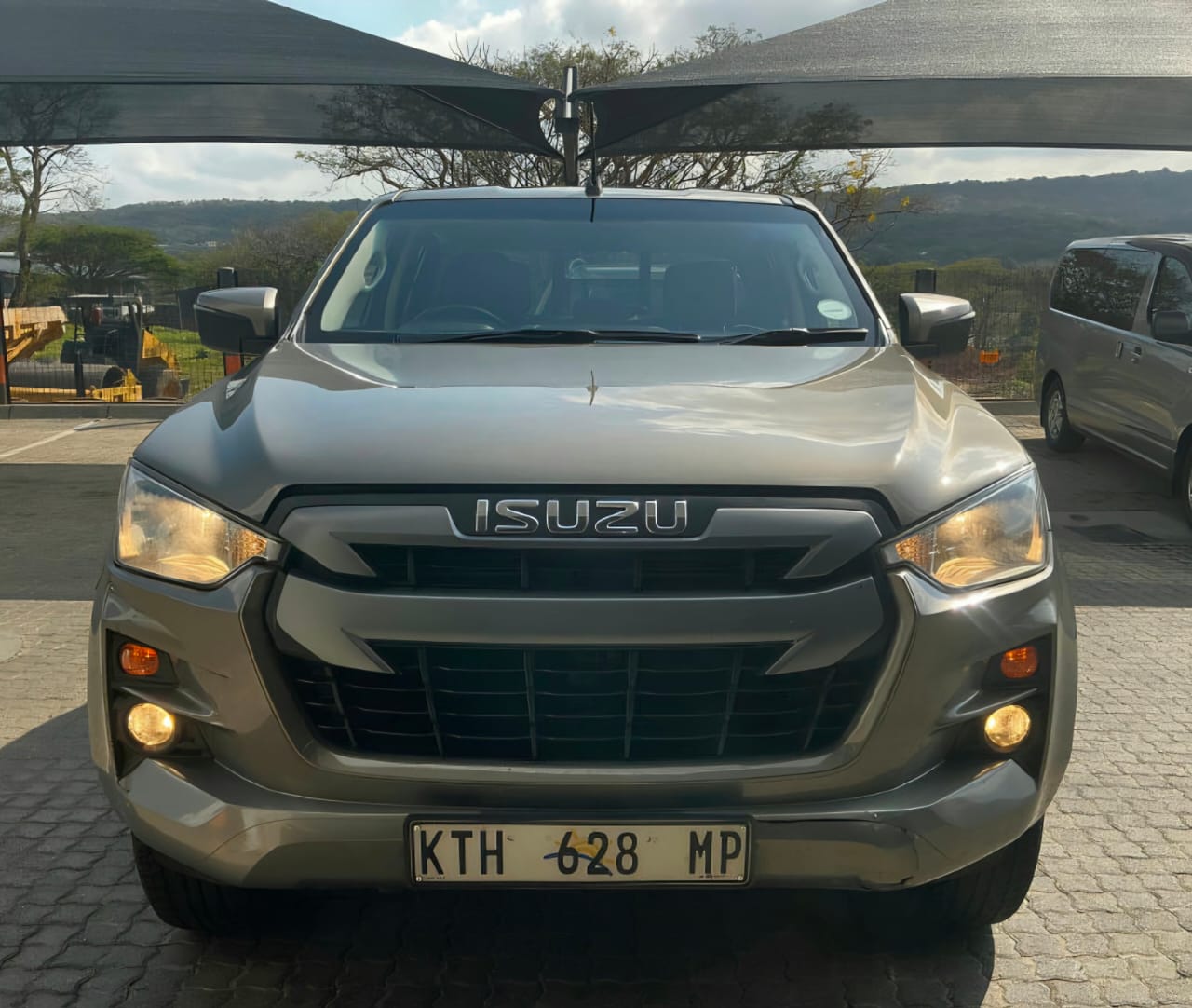 Isuzu D-max