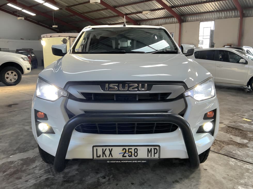 Isuzu D-max