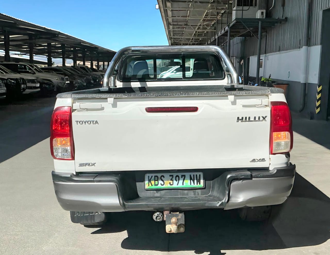 Toyota Hilux - Image 2