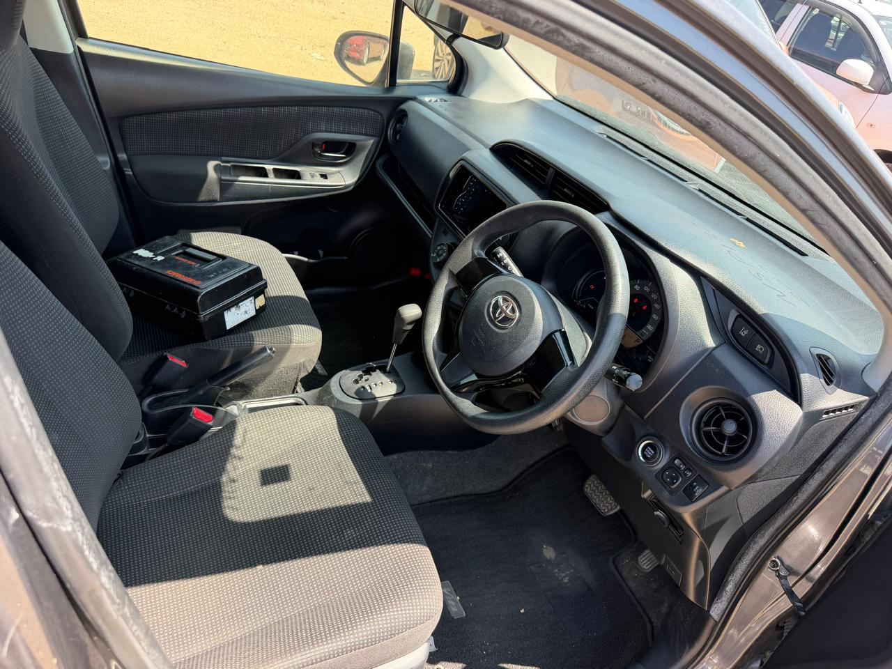 Toyota Vitz None Hybrid - Image 5
