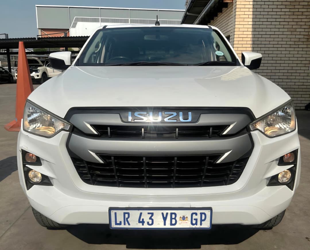 Isuzu D-max 